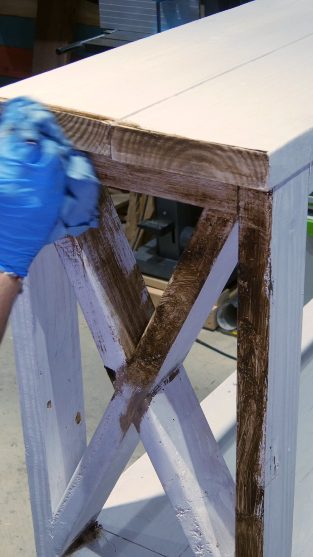 Painted Furniture Distressing Technique -   diy Projects with wood