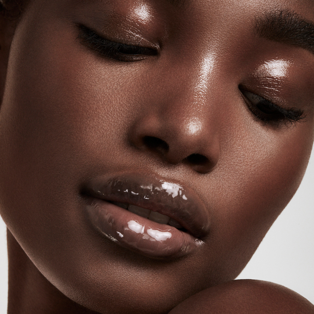 Fenty Beauty By Rihanna Gloss Bomb Universal Lip Luminizer -   fenty beauty Photoshoot