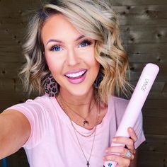 Nicole Huntsman on Instagram: “To say I'm obsessed is an understatement! This @langehair flat iron is getting me all kinda of happy-dance-excited to do my hair in the…” -   nicole huntsman hair 2018