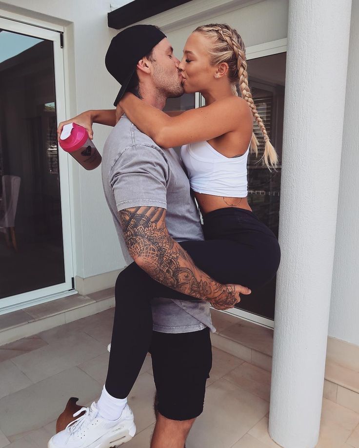 594.7k Likes, 1,881 Comments - ????????????????... -   15 fitness Couples funny ideas