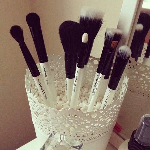 14 DIY Makeup Organizer Ideas That Are So Much Prettier Than Those Stacks Of Plastic Boxes -   18 diy Box makeup ideas