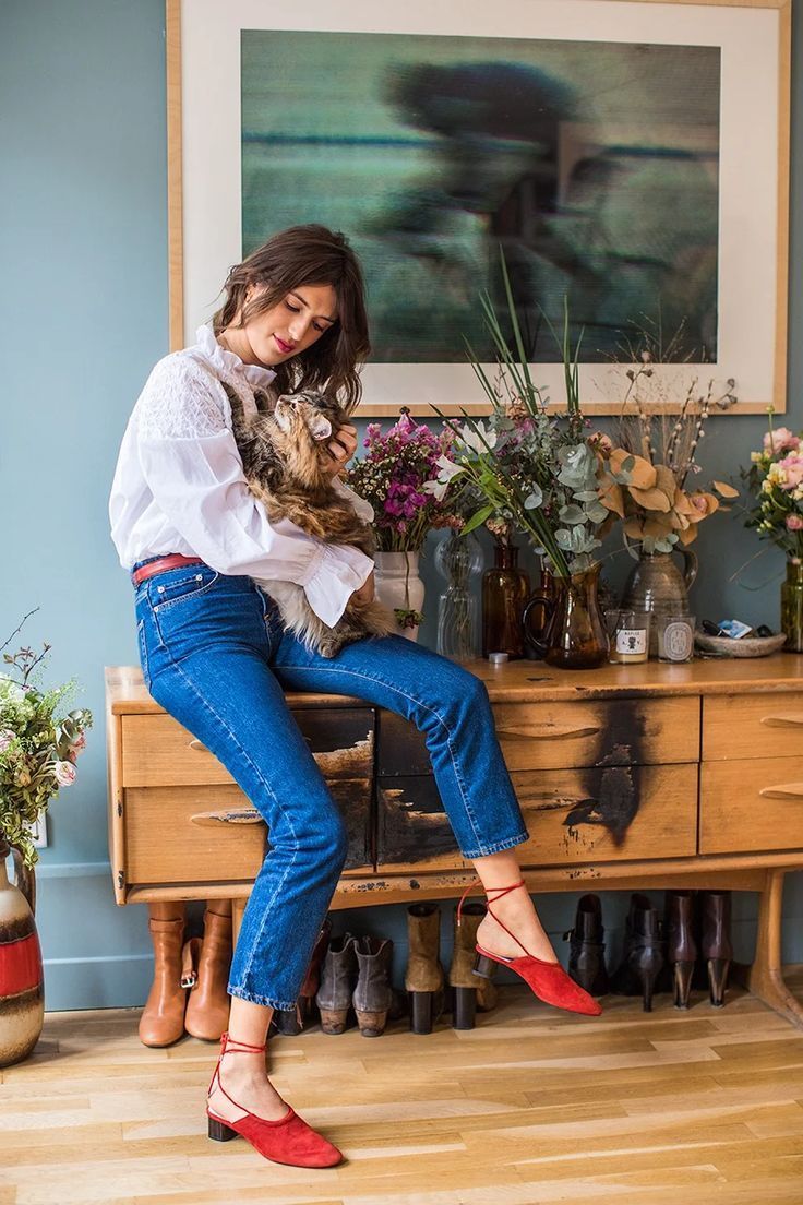 How French Style Star Jeanne Damas Does a Week of Outfits -   21 french style Spring ideas
