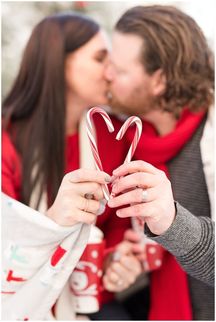 Utah Family Christmas Photoshoot | Oak Hills Reception and Event Center -   18 christmas photoshoot couples ideas