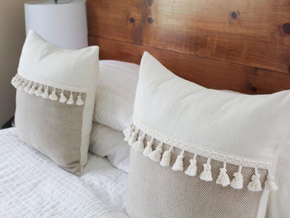 christmas pillows couch -   19 diy Pillows with tassels ideas