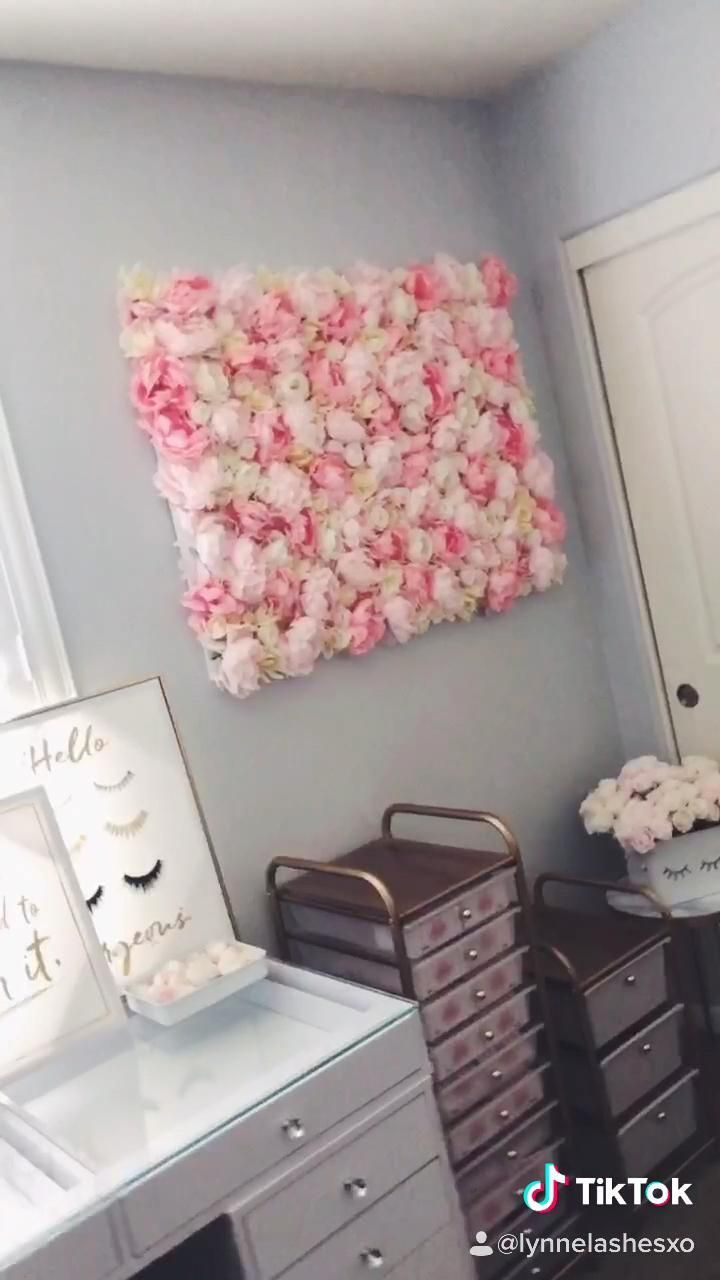 How to create a flower wall! DIY -   23 room decor diy for girls crafts ideas
