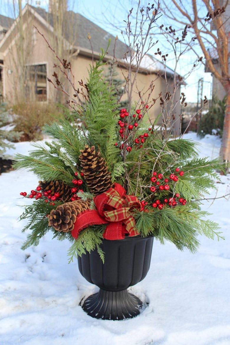 24 Colorful Outdoor Planters for Winter &Christmas Decorations -   16 christmas decorations ideas
