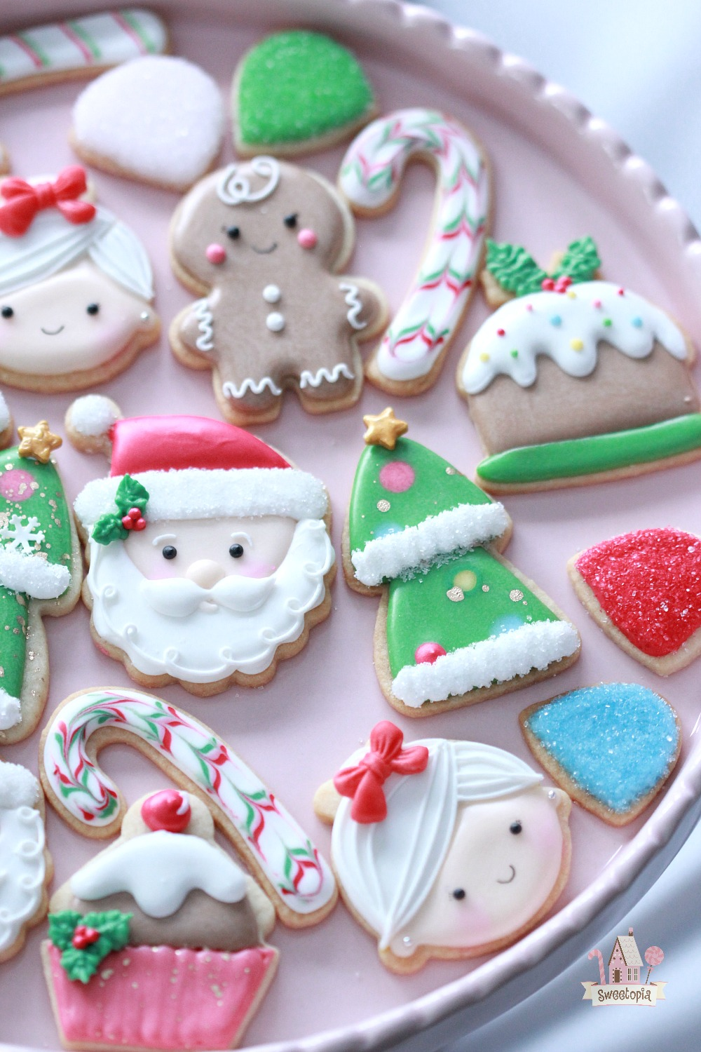 (Video) How to Decorate Simple Mini Christmas Cookies with Royal Icing | Sweetopia -   16 gingerbread cookies decorated simple ideas