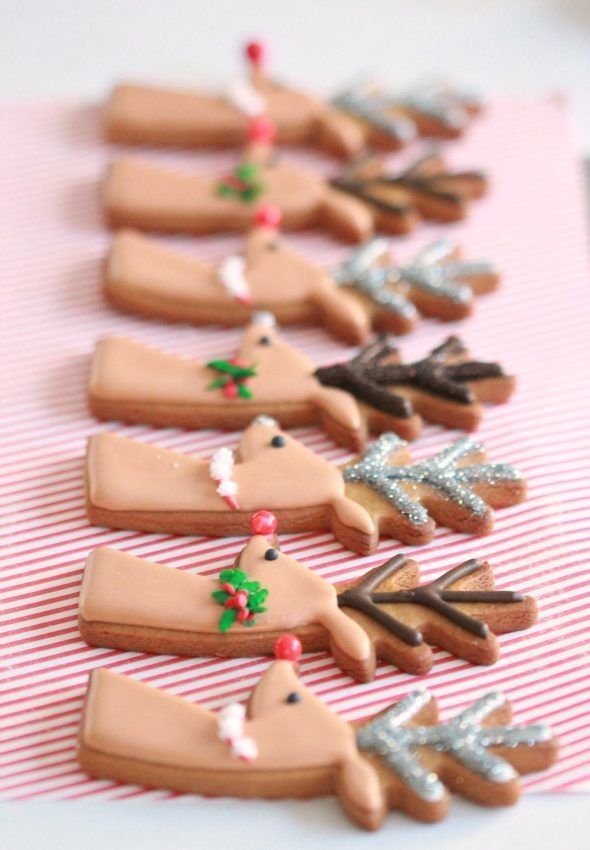 (Video) How to Decorate Christmas Cookies - Simple Designs for Beginners | Sweetopia -   16 gingerbread cookies decorated simple ideas