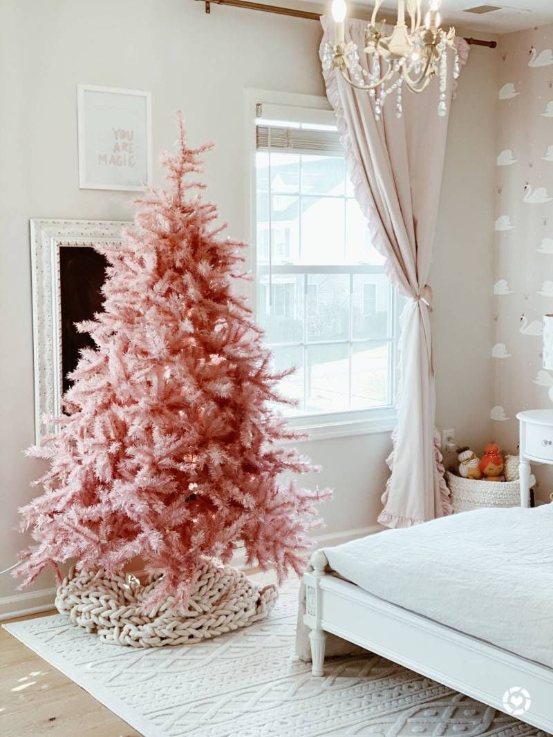 The Best Pink Christmas Trees for the Pink Lovers - The Pink Dream -   17 christmas tree decor 2020 pink ideas