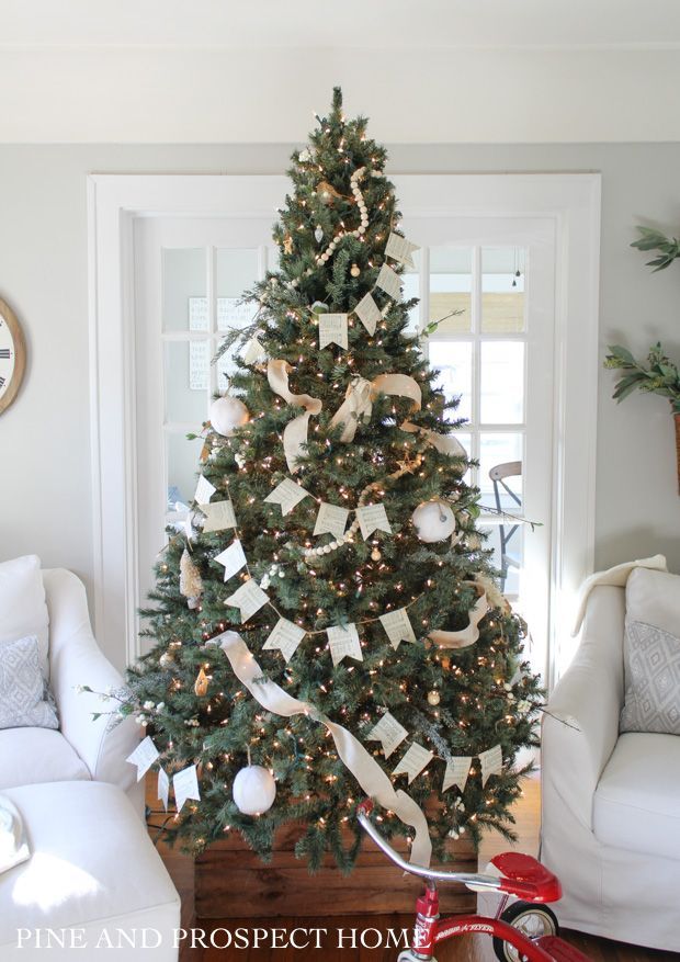 DIY Christmas Hymn Garland -   17 christmas tree inspiration simple ideas