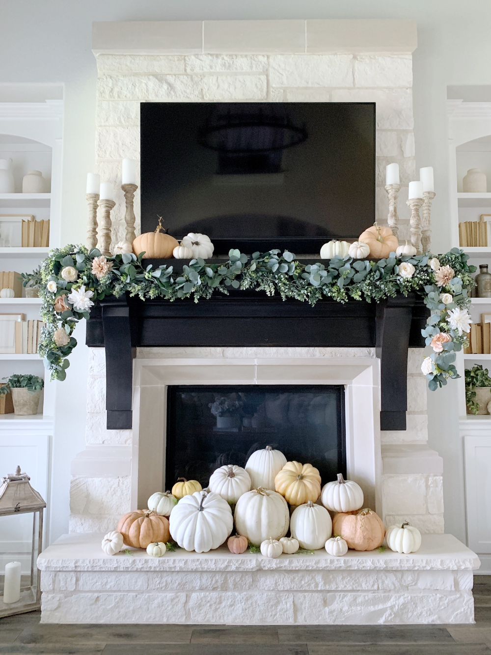 Mantel Decorating: A Holiday Tradition | Balsam Hill Blog -   18 thanksgiving decorations for home living rooms ideas