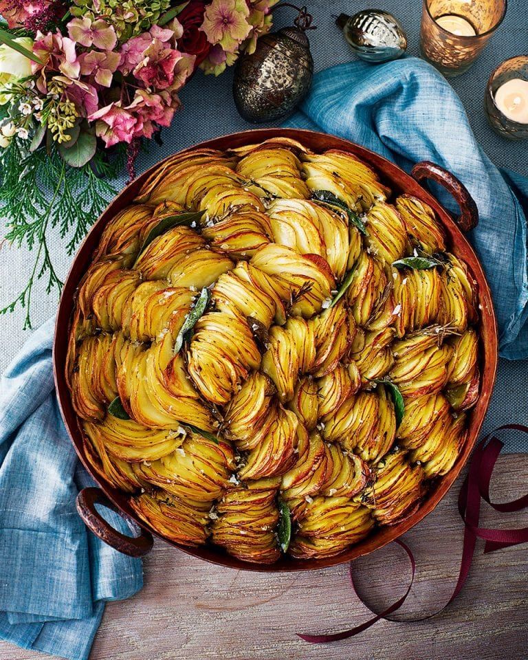 Crispy pan potatoes | delicious. magazine -   18 xmas food dinner easy recipes ideas