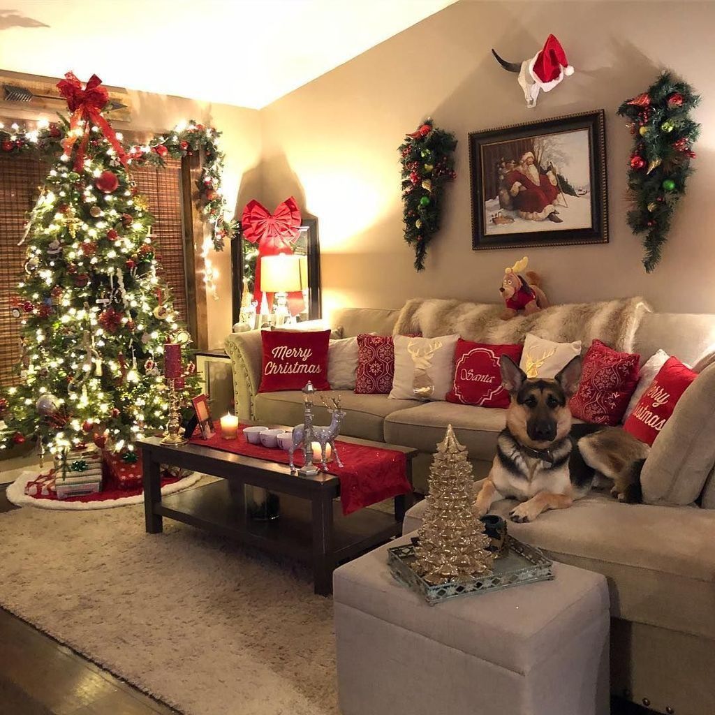17 Magical Christmas Living Room Decor Ideas to Recreate -   21 christmas decorations living room ideas