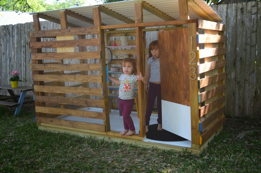 25. Modern DIY Outdoor Playhouse -   25 Outdoor Play Areas For Kids Transforming Regular Backyards Into Playtime Paradises
